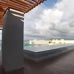 Hermoso apartamento de 2 dormitorios frente a la playa con vista al mar