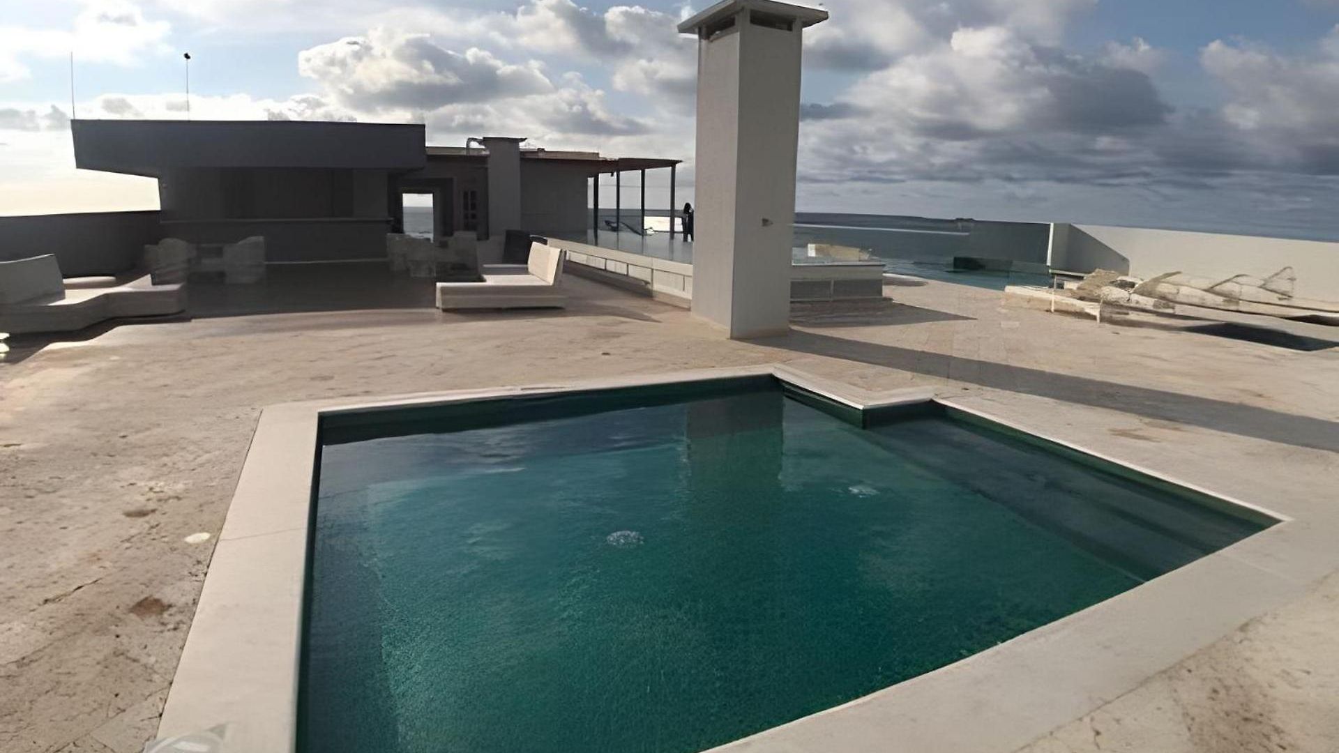 2 Vista Mar. Piscina Apartamento