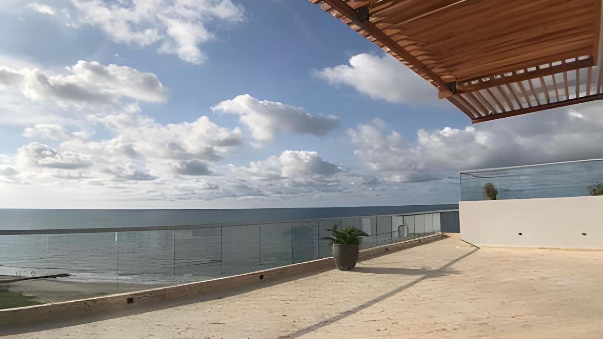 2 Vista Mar. Piscina Apartamento Cartagena