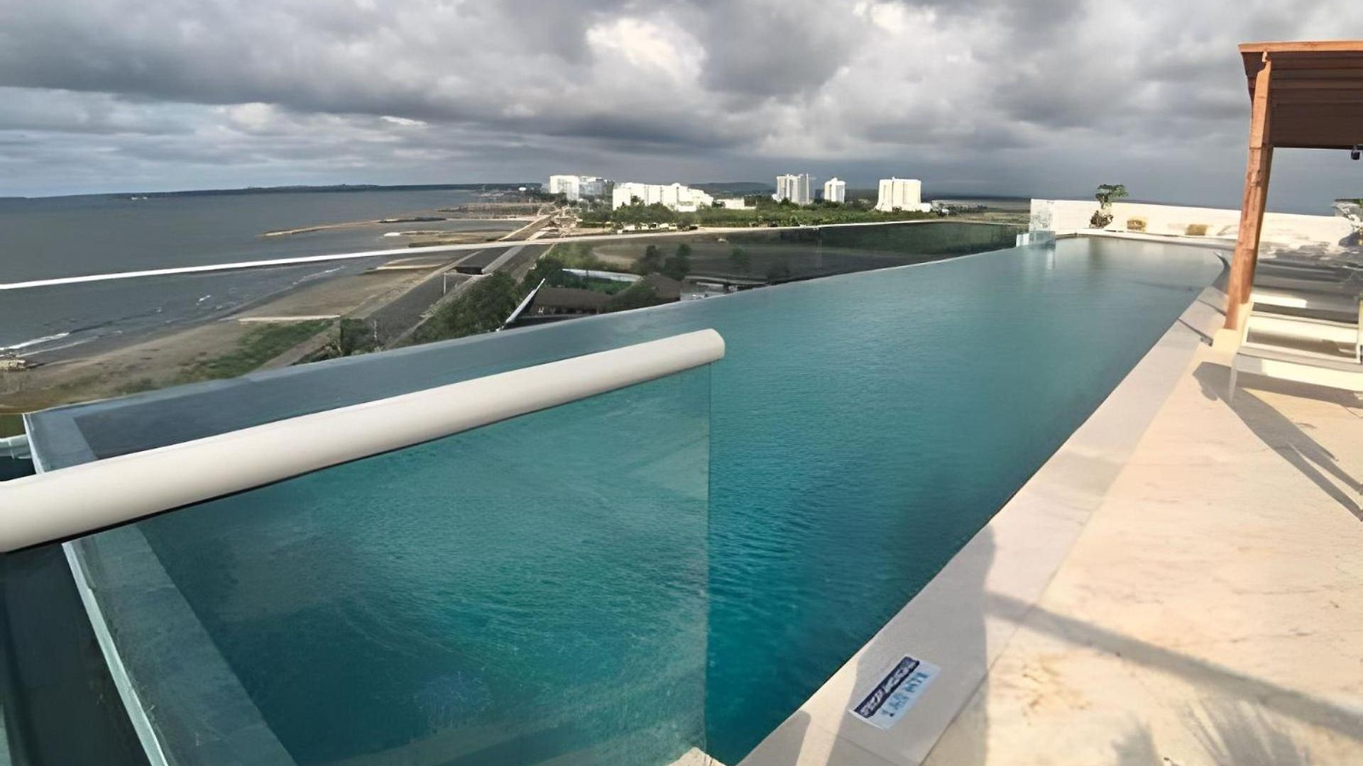 2 Vista Mar. Piscina Cartagena