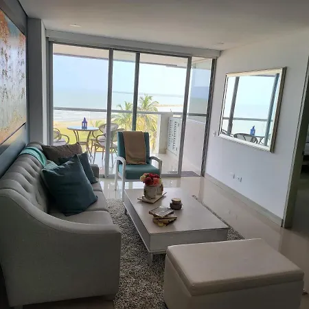 2 Vista Mar. Piscina
