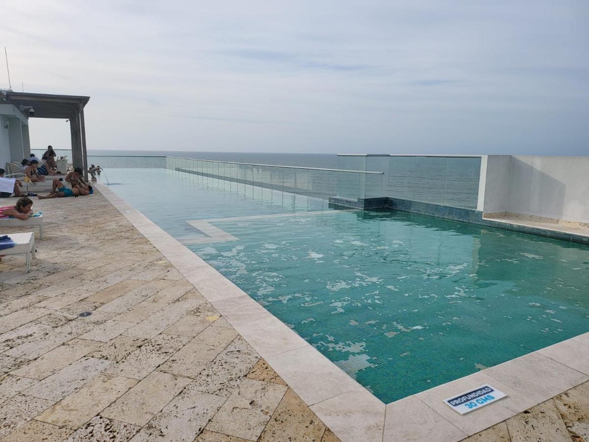 2 Vista Mar. Piscina Apartamento Cartagena