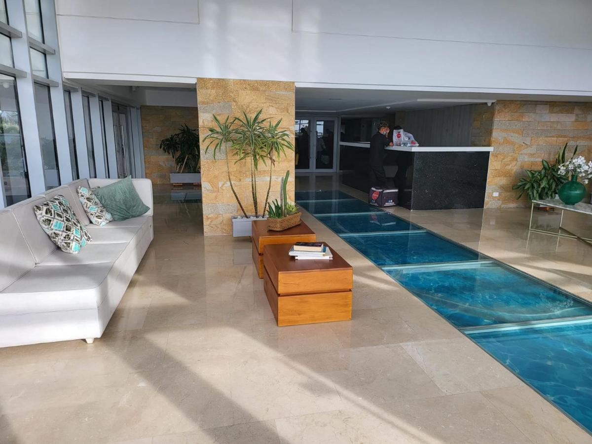 2 Vista Mar. Piscina Apartamento