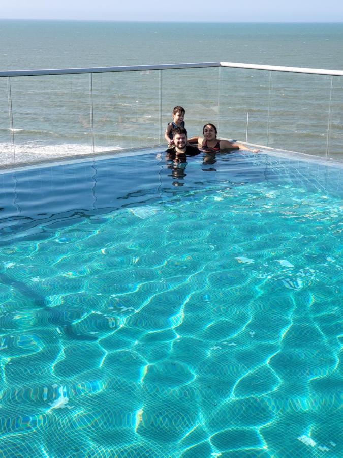 2 Vista Mar. Piscina Apartamento *