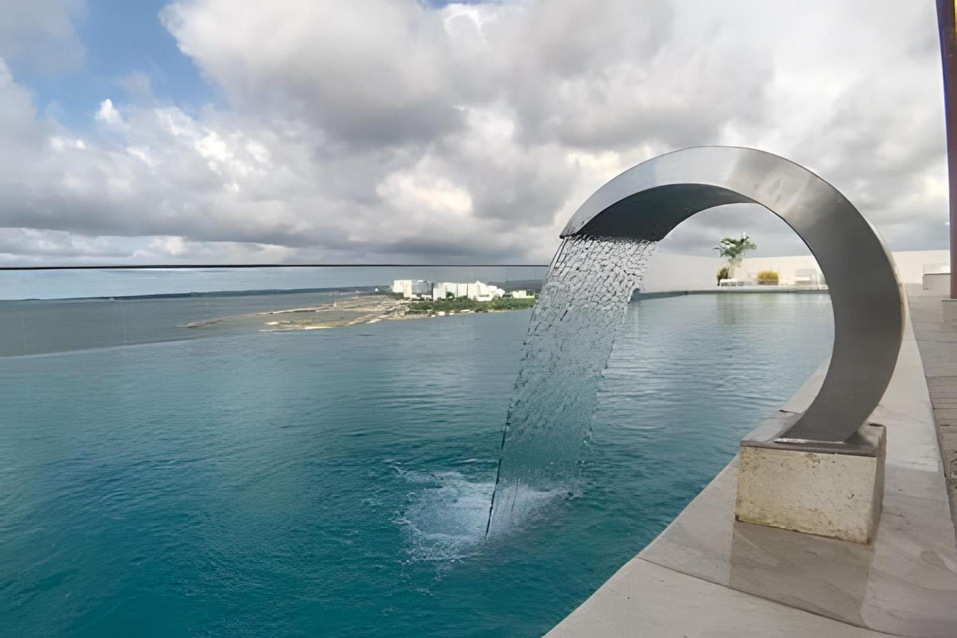 2 Vista Mar. Piscina