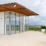Apartamento 2 Dormitorios Vista Mar. Piscina