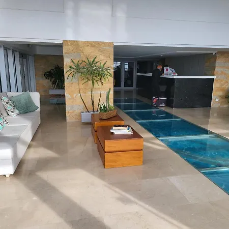 2 Vista Mar. Piscina Apartment