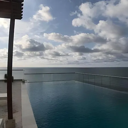 2 Vista Mar. Piscina *